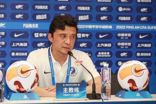 乐鱼体育首页-谢晖：前70分钟平分秋色 目标是尽快拿34分保级