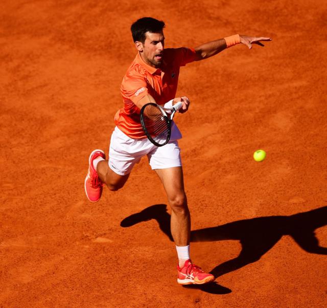 乐鱼体育全站-德约守住法网头号种子 罗马半决赛冲击第1000胜！